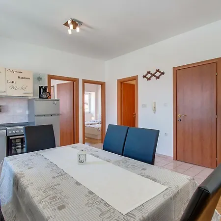 Bellus Mare Apartment *